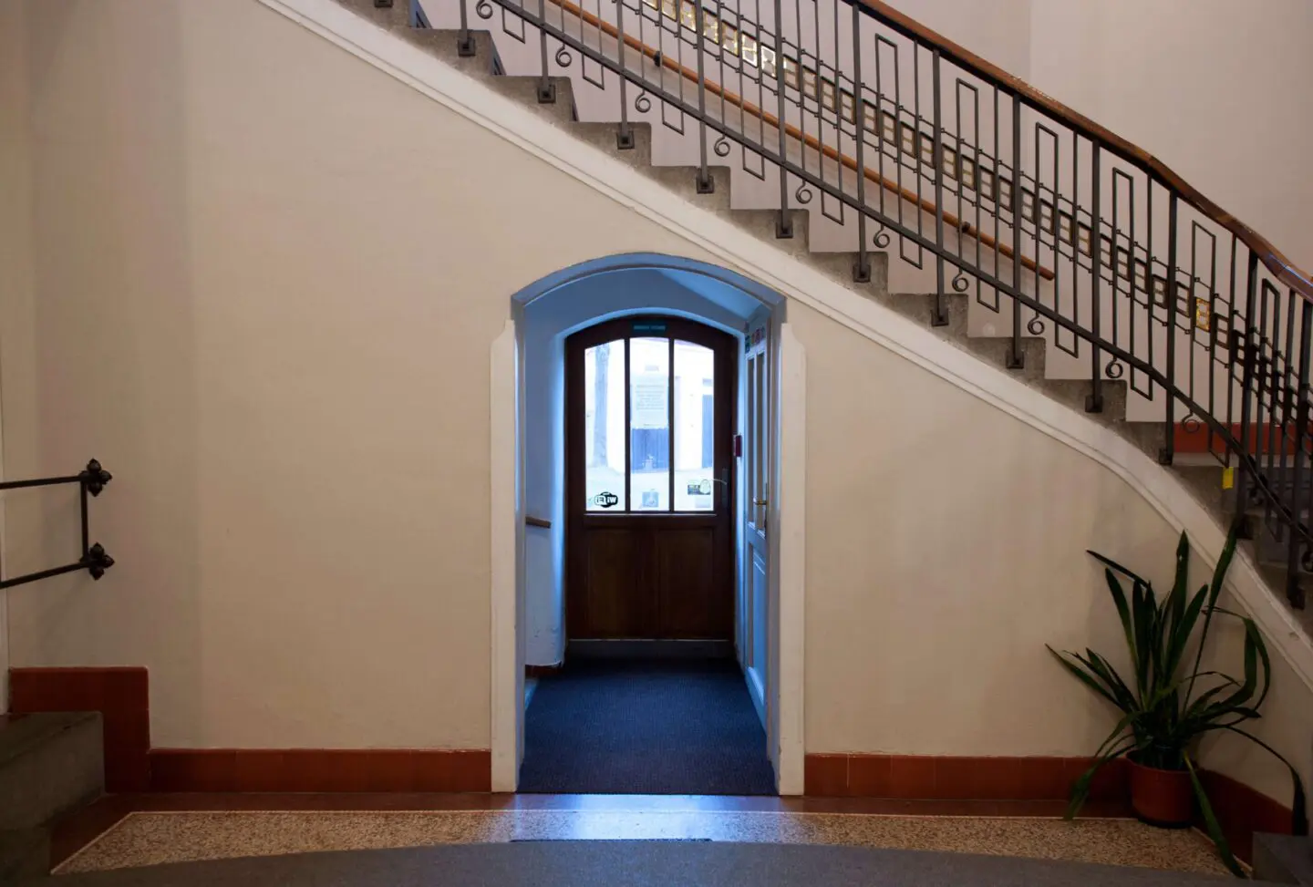 Středočeská knihovna – 1. patro – přízemí budovy